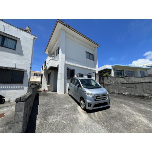 沖縄県島尻郡八重瀬町字港川