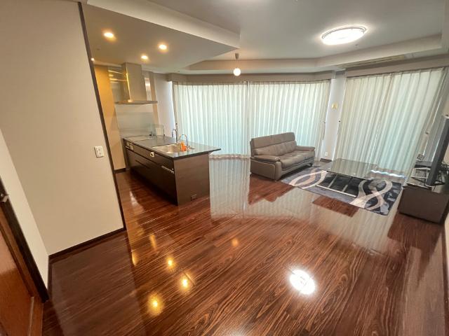 apartment おもろまち１丁目