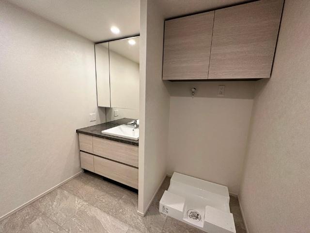 プレミスト首里金城町 洗面