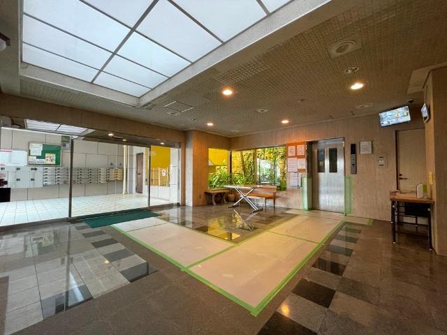 ライオンズパレス山川 エントランス