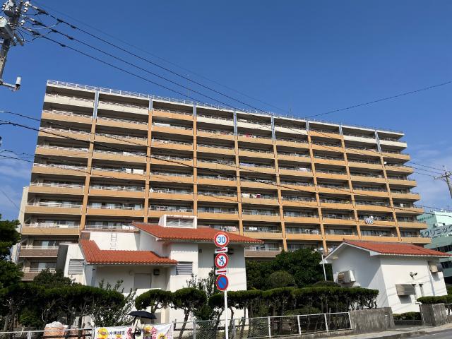 Fステージ赤嶺ステーション 外観