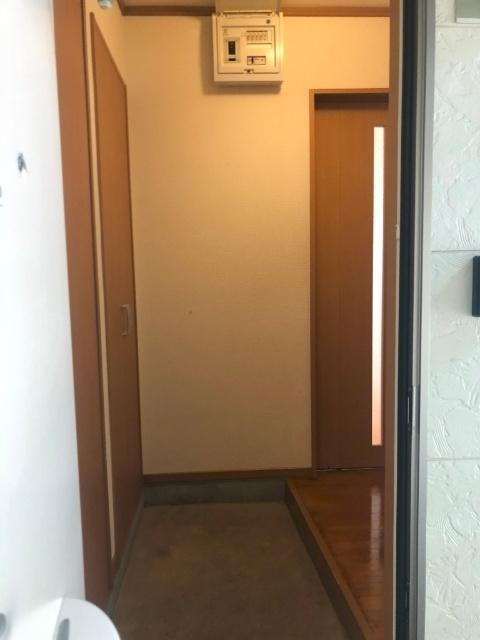 サンリバー（102） 玄関