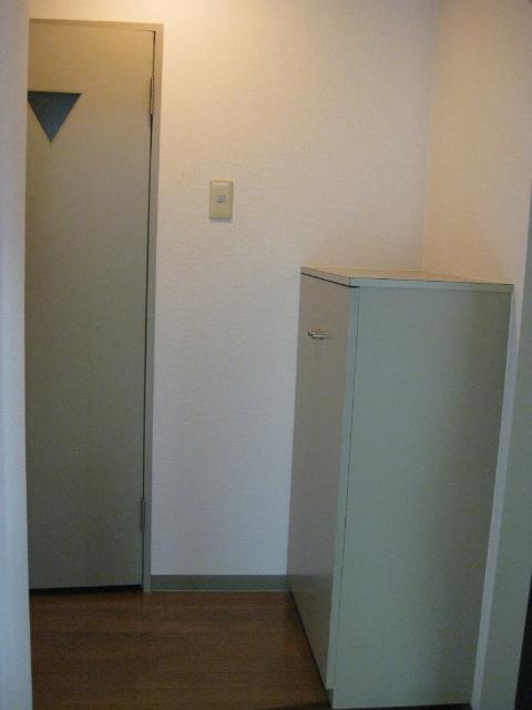 プレステージⅢ（101） 玄関