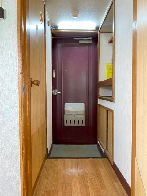 セブンビル（502） 玄関