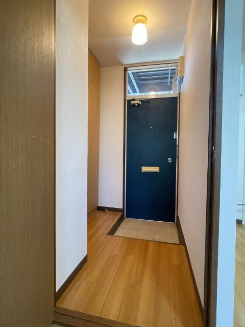 大町ハイツ（102） 玄関