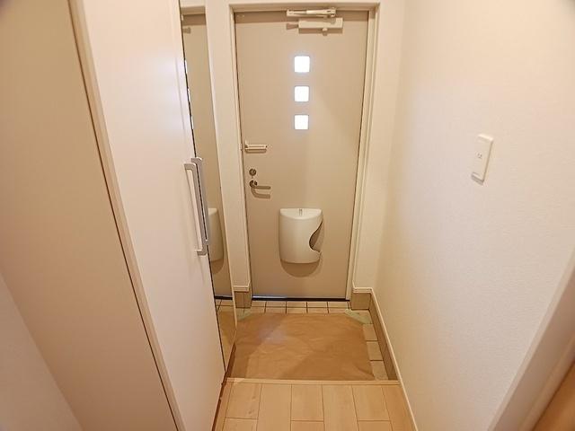 サンリット（103） 玄関