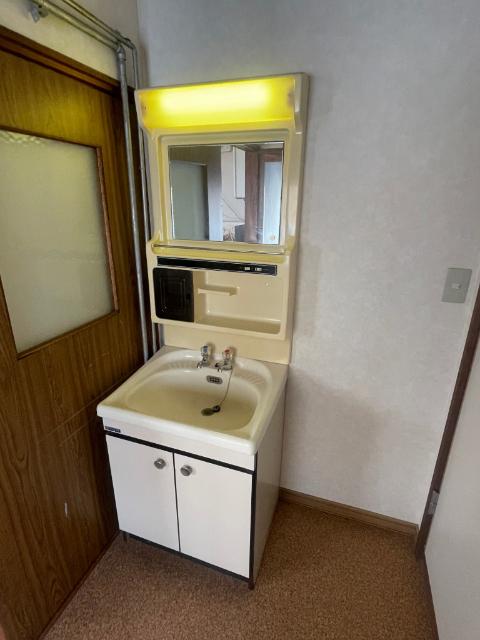 空知太西4条5-3-8戸建（kodate） 洗面