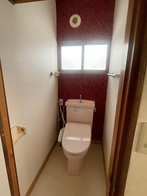空知太西4条5-3-8戸建（kodate） トイレ