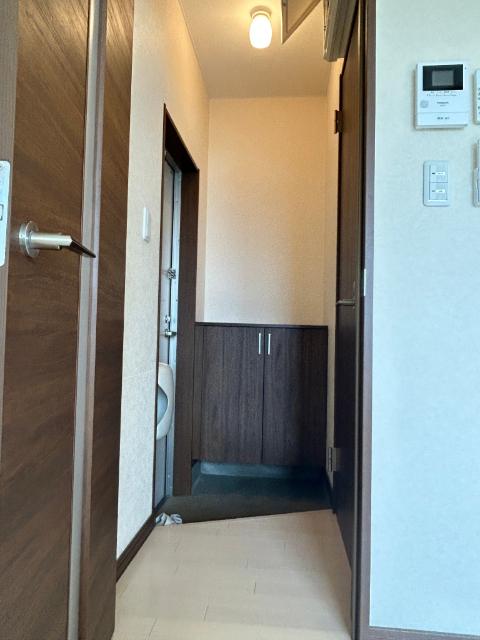 HAMPTON（102） 玄関