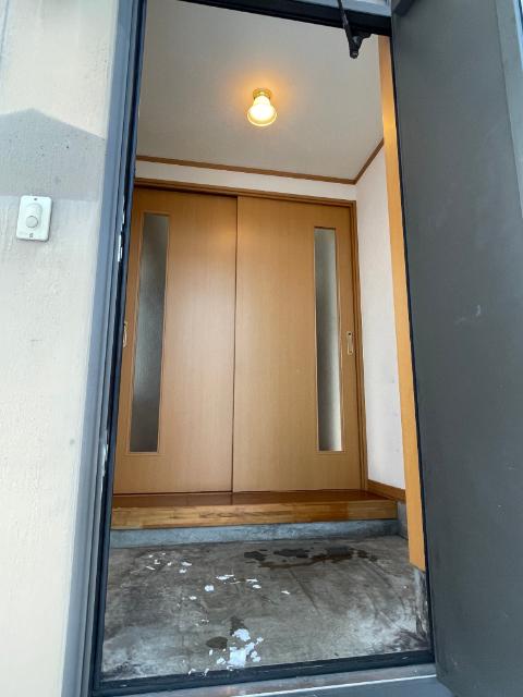 東6条南3丁目戸建（kodate） 玄関