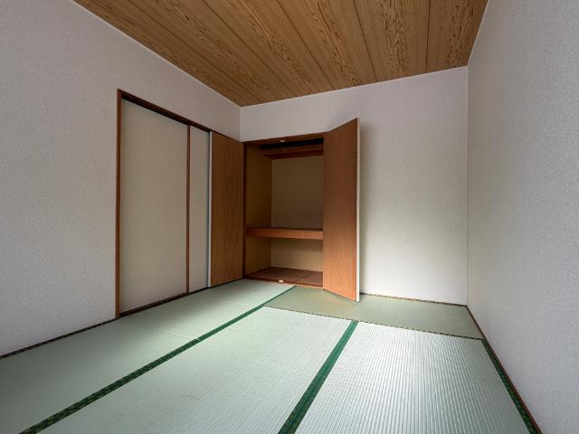 ファミール宮下通り（101） 収納