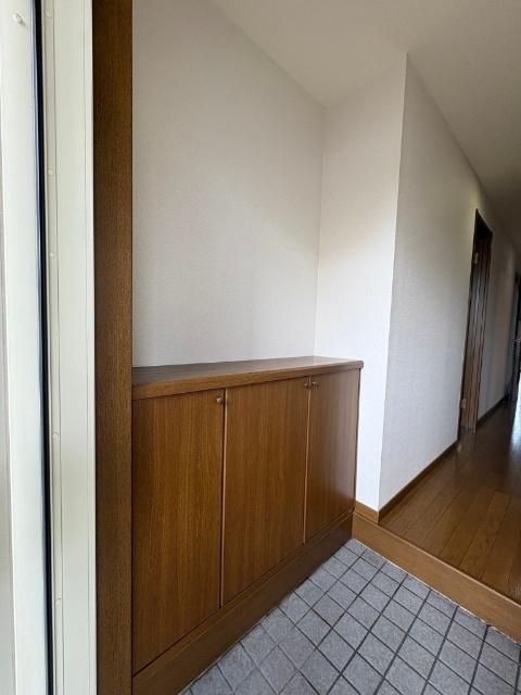 ヴィラ大町（103） 玄関