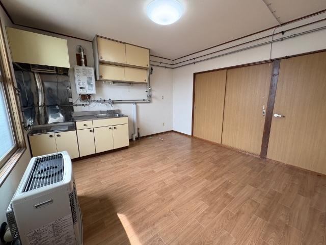 コーポ西町（3） リビング