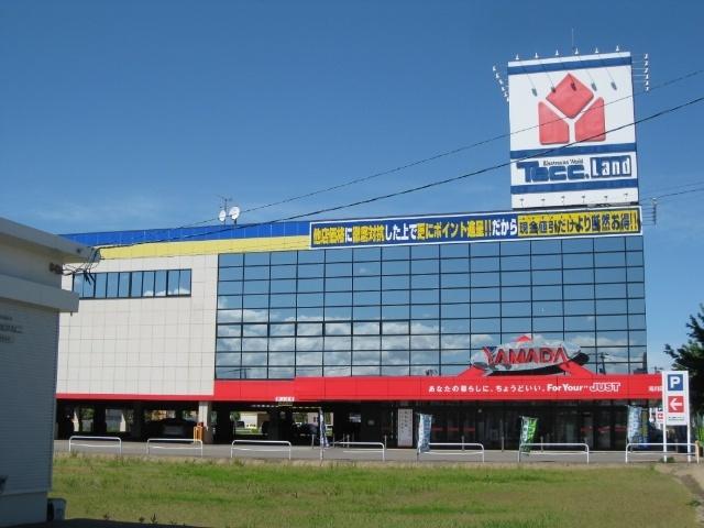ヤマダデンキテックランド滝川店：722m