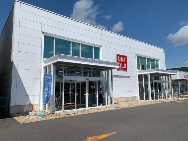 ユニクロ滝川イーストタウン店：1867m