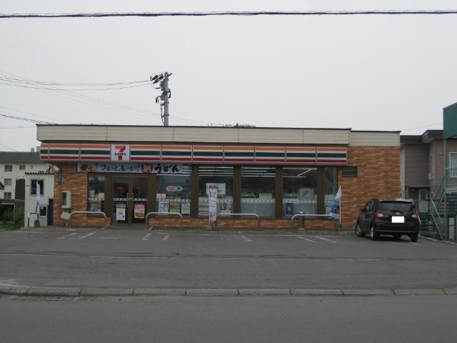 セブンイレブン滝川有明町店：1104m