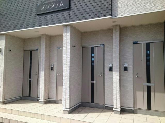 フリシュＡ（202） 玄関