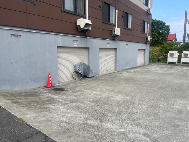 サクラハイツⅡ（402） 駐車場