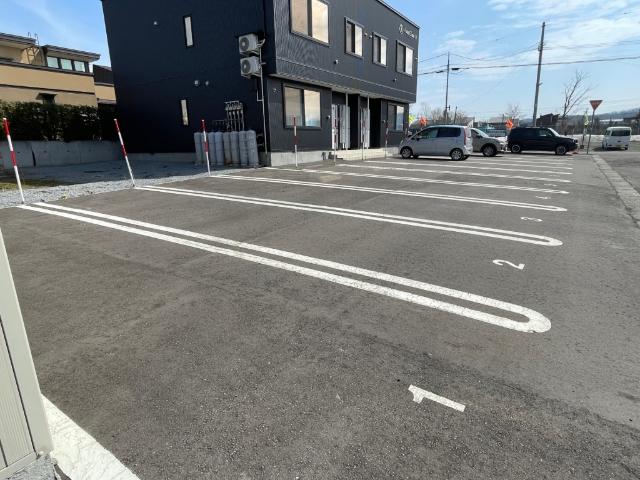 アレーズ・クレールA（103） 駐車場