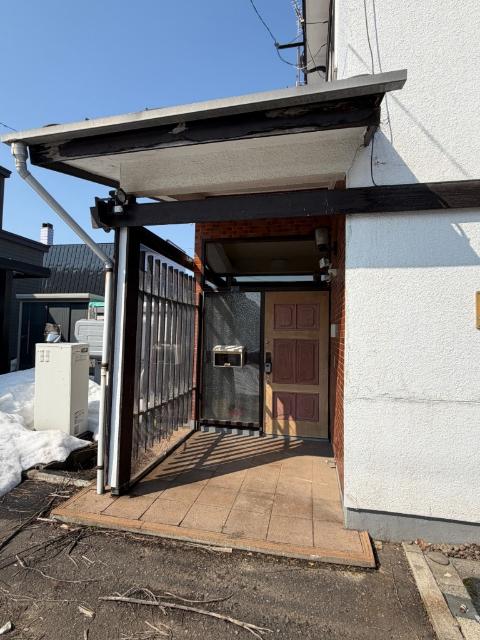 朝日町東1-8-26貸家（kodate） エントランス