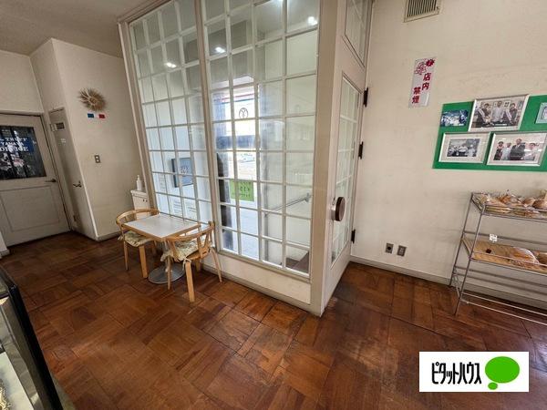 砂川市西1条北9丁目店舗住宅 玄関