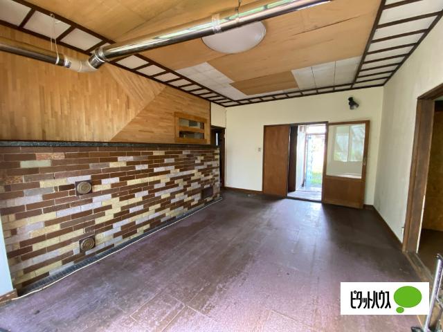 砂川市西１条南４丁目　戸建て リビング