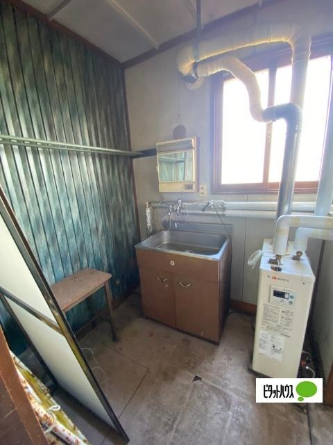 砂川市西１条南４丁目　戸建て 洗面