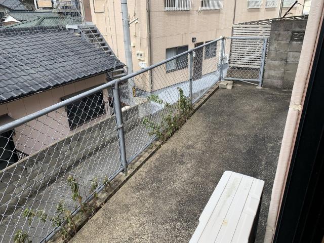 スティルライフ黒髪（102） バルコニー