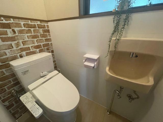 長坂縁の家（1） トイレ