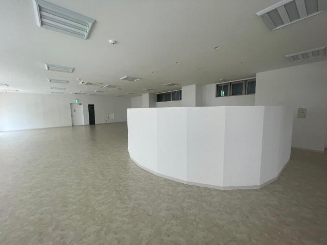 モスティプレミアビル（1Ｆ） ロビー