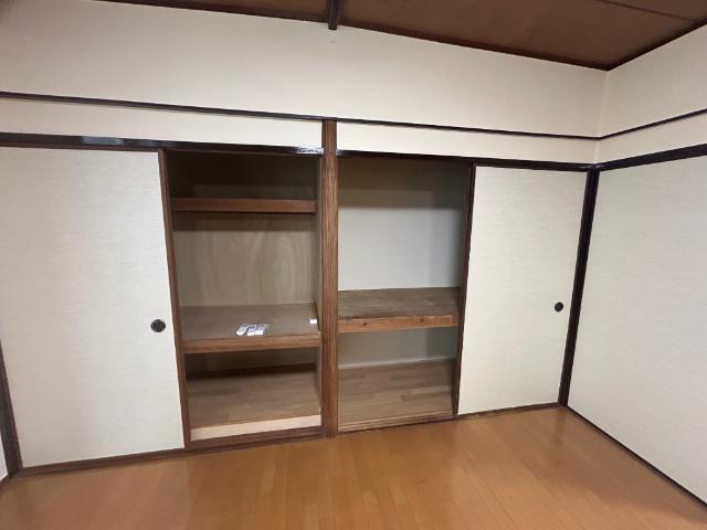 前田ビル 収納