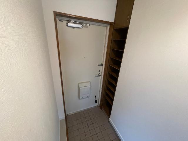 サンシャイン赤崎（102） 玄関