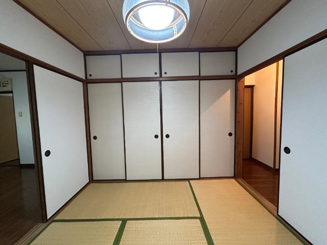鹿子前住宅（3） 収納