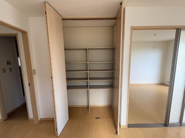サンフラッツMS（B204） 収納