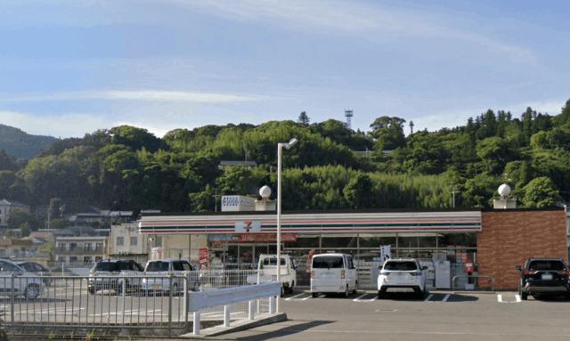 セブンイレブン佐世保吉岡店：1434m