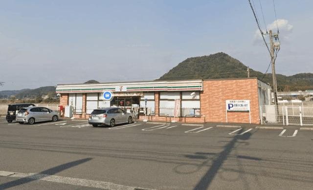 セブンイレブン佐世保崎岡町店：159m