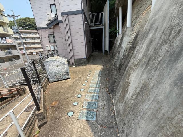 リバーサイドハイツ名切（205） エントランス