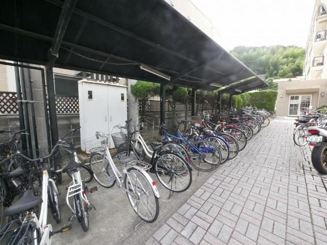 パークアベニュー椎木 駐車場