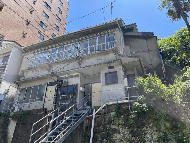 佐世保中央駅より徒歩7分 築53年5ヶ月 2階建の賃貸物件