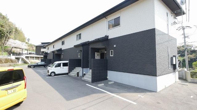 ルーチェ黒髪 物件画像