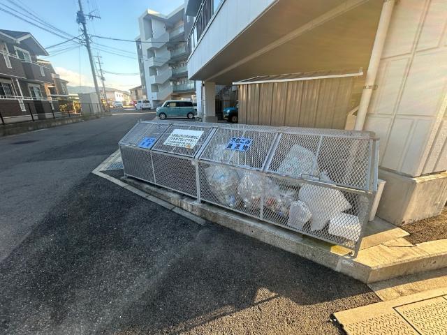 ロイヤルマンション 物件画像
