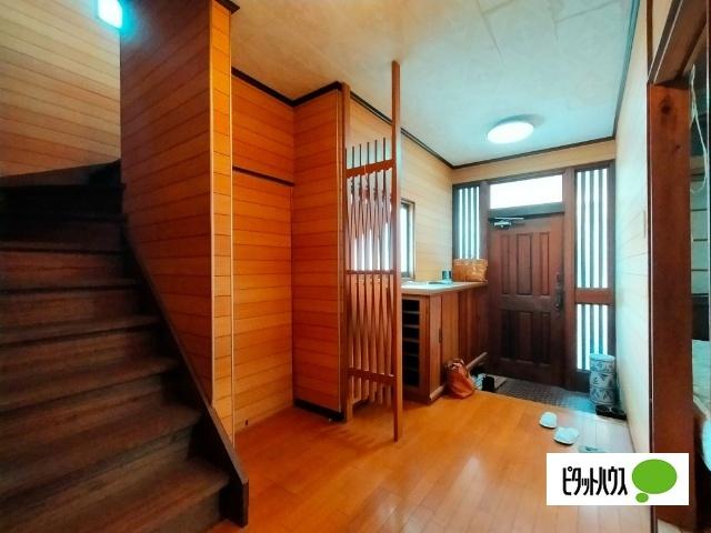 大黒町戸建て 玄関