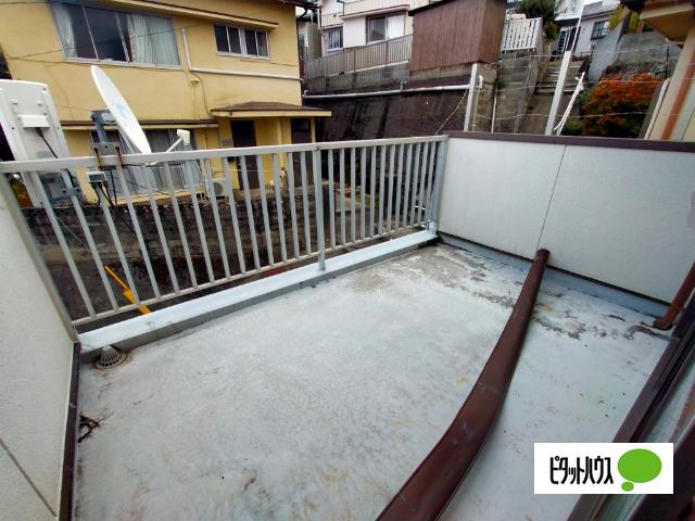 大黒町戸建て バルコニー