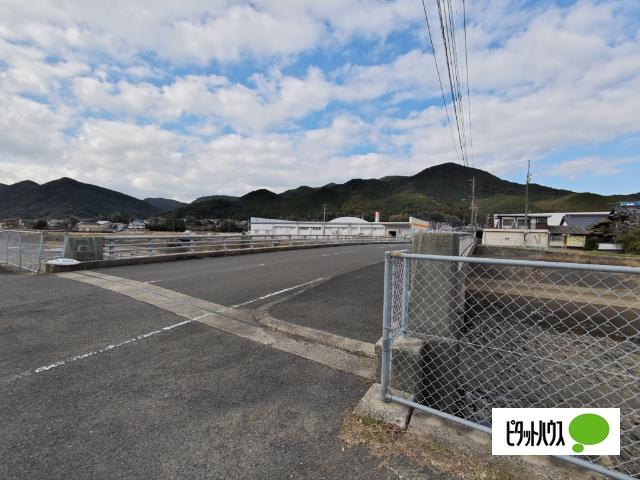 佐々町神田免1330坪土地 土地画像