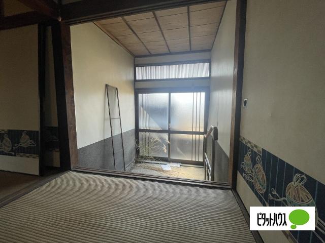 若葉町一戸建 玄関
