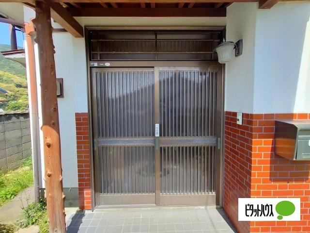 黒髪町桜ケ丘団地戸建 玄関