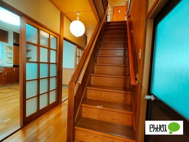 日野町ガレージ付き戸建て その他