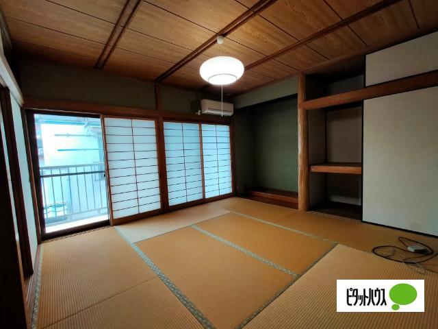 日野町ガレージ付き戸建て その他部屋・スペース
