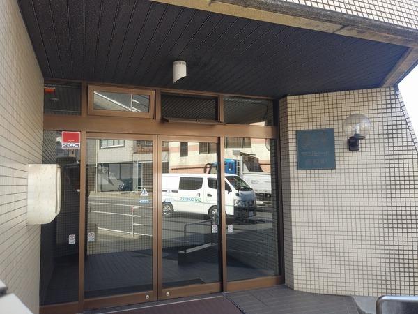 アンピール藤原町 エントランス