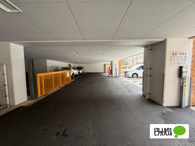 ビバシティ佐世保セントラルコート 駐車場